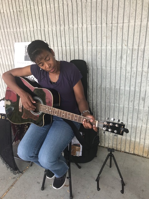 BFD8B4B9-5E4A-4189-A996-F678C03EA122